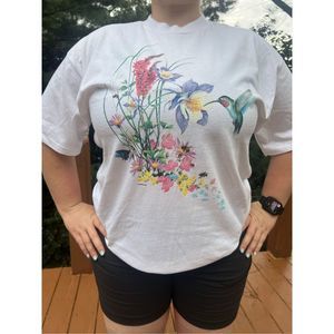 Vintage plus size hummingbird shirt single stitch